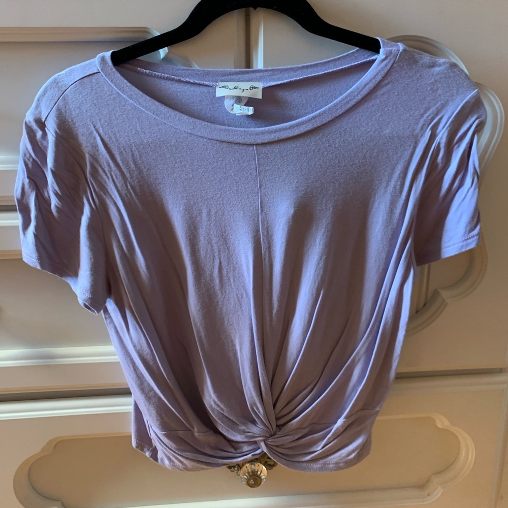 lavender shirt w knot